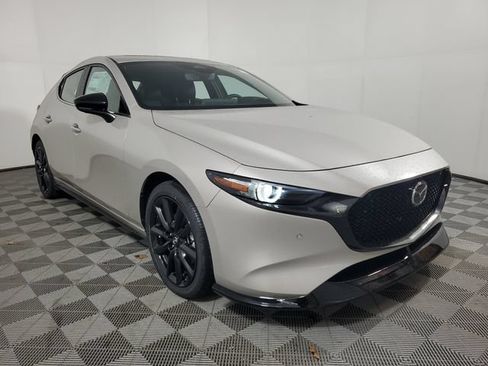 New 2026 MAZDA MAZDA3 Hatchback w/Premium Plus Pkg AWD/4WD image 3