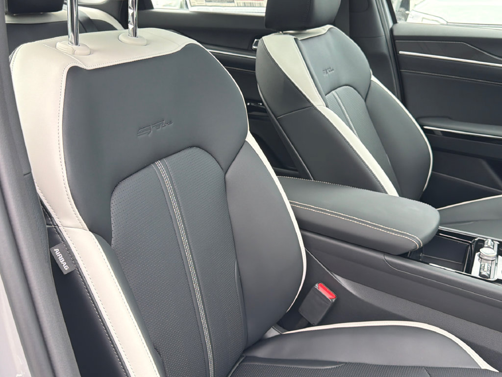 New 2026 Kia K5 GT-Line FWD image 12