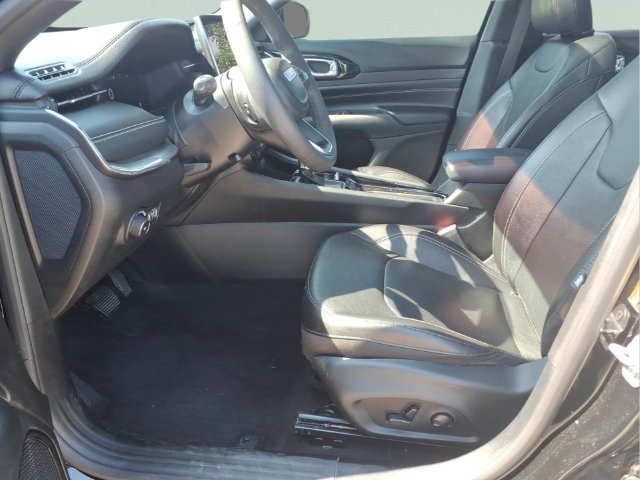 Used 2023 Jeep Compass High Altitude w/ Driver Assist Group I AWD/4WD image 20