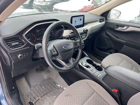 Used 2020 Ford Escape SE image 9
