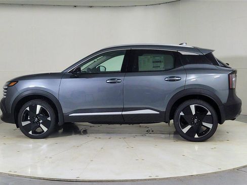 New 2026 Nissan Kicks SR w/ SR Premium Package image 4