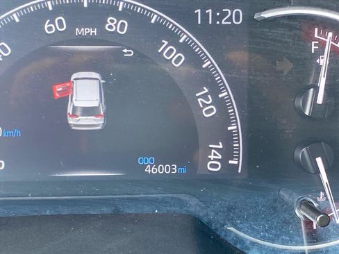 Used 2023 Toyota RAV4 LE AWD/4WD image 20