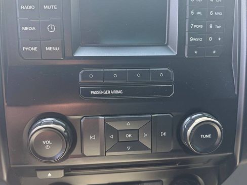 Used 2015 Ford F150 XL w/ Equipment Group 101A Mid AWD/4WD image 10