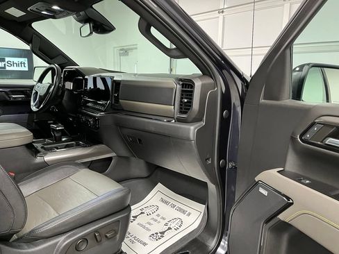 Used 2023 Chevrolet Silverado 1500 ZR2 AWD/4WD image 56