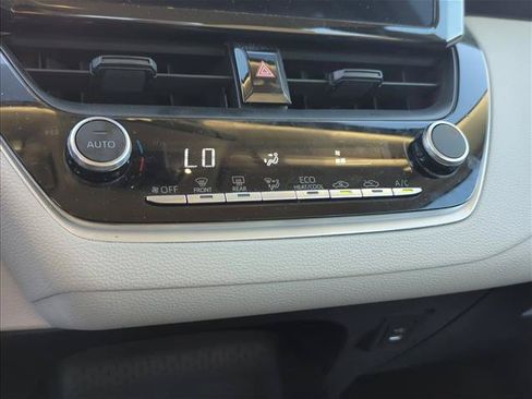 Certified 2024 Toyota Corolla LE FWD image 19