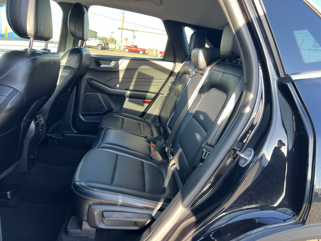 Used 2024 Ford Escape Platinum AWD/4WD image 35