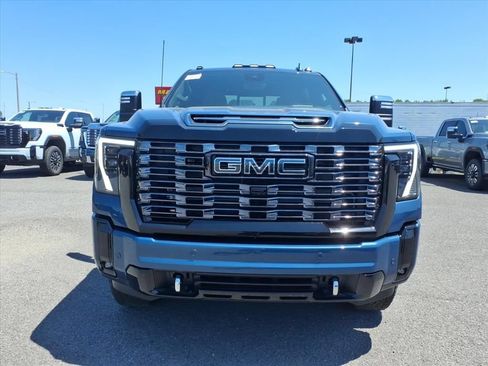 New 2026 GMC Sierra 2500 Denali Ultimate w/ Max Trailering Package AWD/4WD image 2