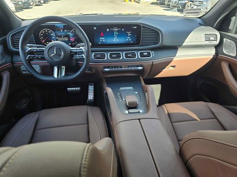 Used 2026 Mercedes-Benz GLS 450 4MATIC image 22