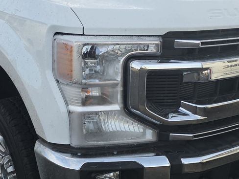 Used 2022 Ford F250 XLT w/ XLT Premium Package image 11