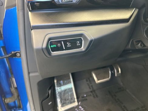 Used 2022 Lamborghini Urus image 50