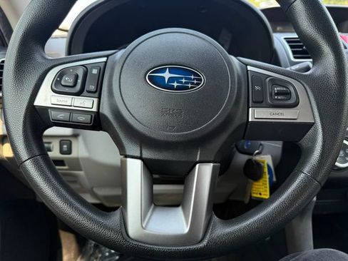 Used 2018 Subaru Forester 2.5i w/ Alloy Wheel Package AWD/4WD image 10