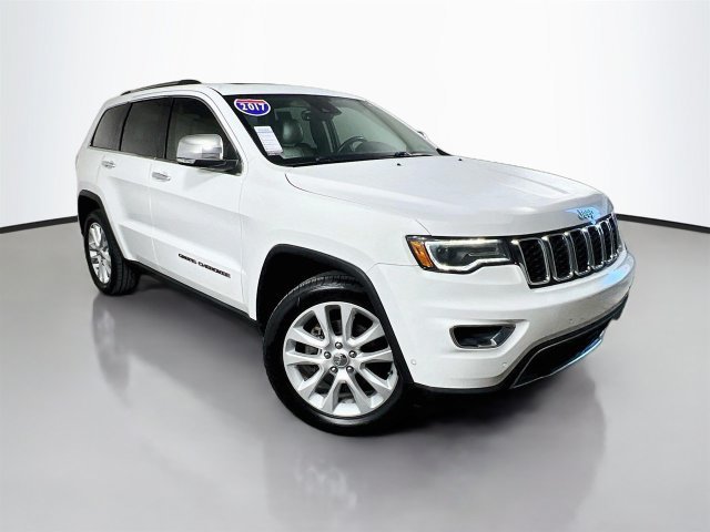 Used 2017 Jeep Grand Cherokee Limited w/ Luxury Group II RWD image 2