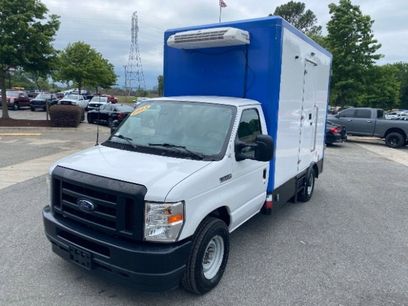 Used 2023 Ford E-350 and Econoline 350 Super Duty w/ Power Windows & Locks Group