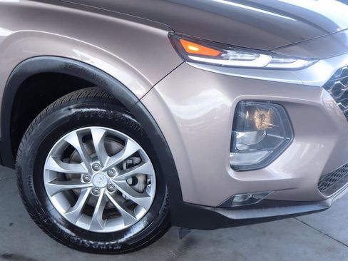 Used 2020 Hyundai Santa Fe SEL FWD image 4
