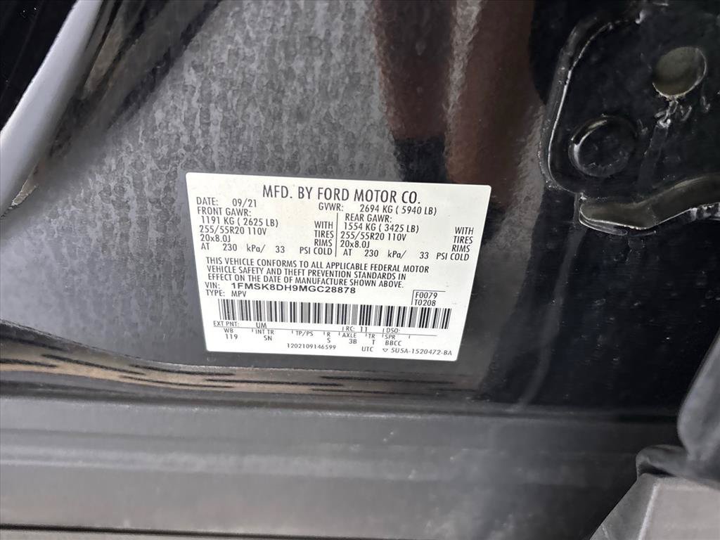 Used 2021 Ford Explorer XLT w/ Equipment Group 202A AWD/4WD image 30