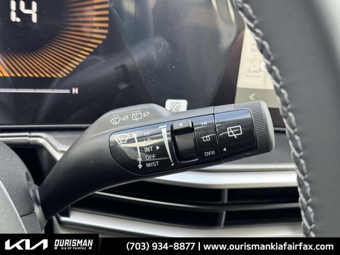 New 2025 Kia Sorento S image 19