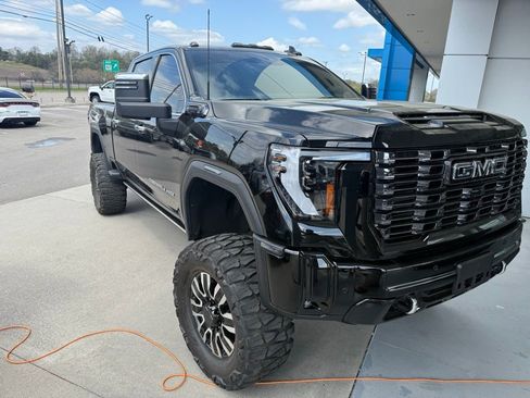 Used 2025 GMC Sierra 2500 Denali Ultimate image 1
