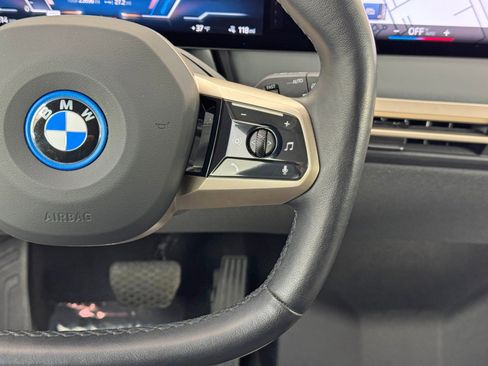 Used 2023 BMW iX M60 w/ Executive Package image 25