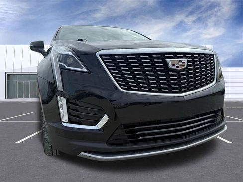 Certified 2021 Cadillac XT5 Premium Luxury w/ LPO, Floor Liner Package image 8