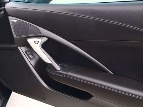 Used 2014 Chevrolet Corvette Stingray Coupe RWD image 14