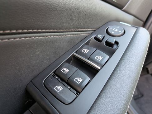 Used 2023 BMW X5 xDrive40i AWD/4WD image 28