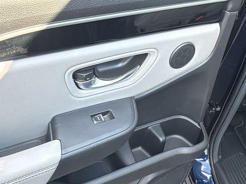 Used 2025 Honda Pilot Touring image 26