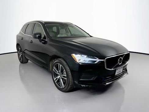 Used 2020 Volvo XC60 T6 Momentum w/ Protection Package Premier image 3