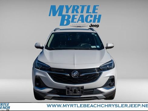 Used 2020 Buick Encore GX Essence w/ Experience Buick Package image 9