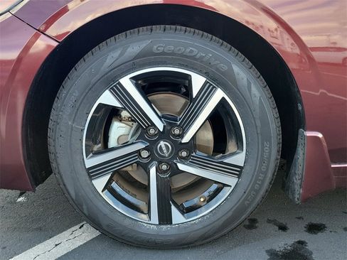 Certified 2024 Nissan Sentra SV w/ All-Weather Package image 27