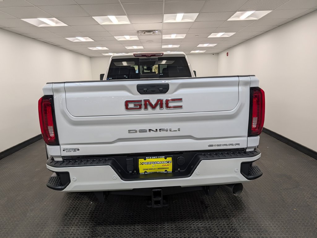 Used 2021 GMC Sierra 3500 Denali w/ Denali Ultimate Package AWD/4WD image 35