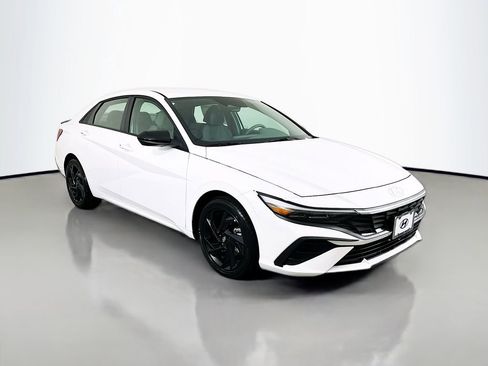 New 2026 Hyundai Elantra Sport image 3