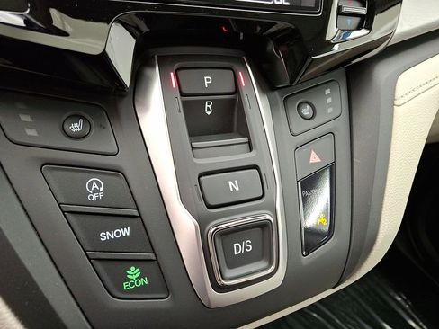 Used 2025 Honda Odyssey EX-L image 12