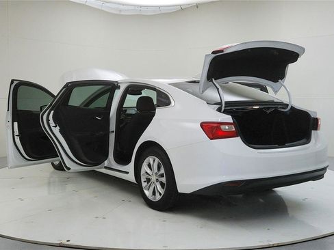 Used 2023 Chevrolet Malibu LT image 11