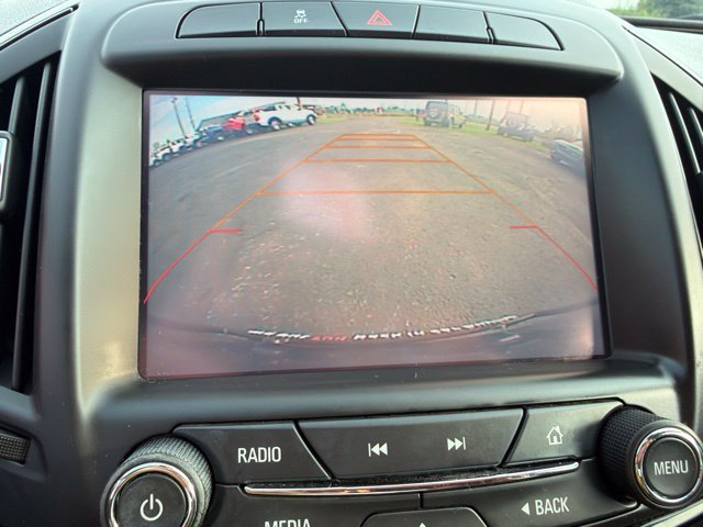 Used 2016 Buick Regal FWD image 17