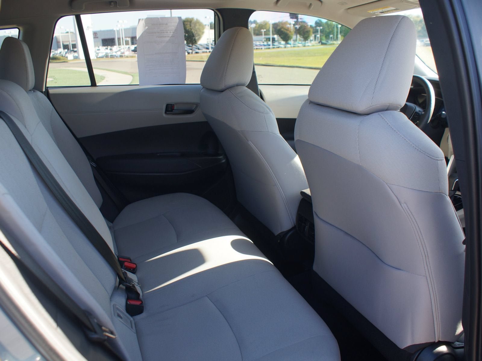 Used 2023 Toyota Corolla Cross LE w/ Moonroof Package AWD/4WD image 21