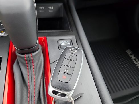 New 2026 Nissan Kicks SR image 26