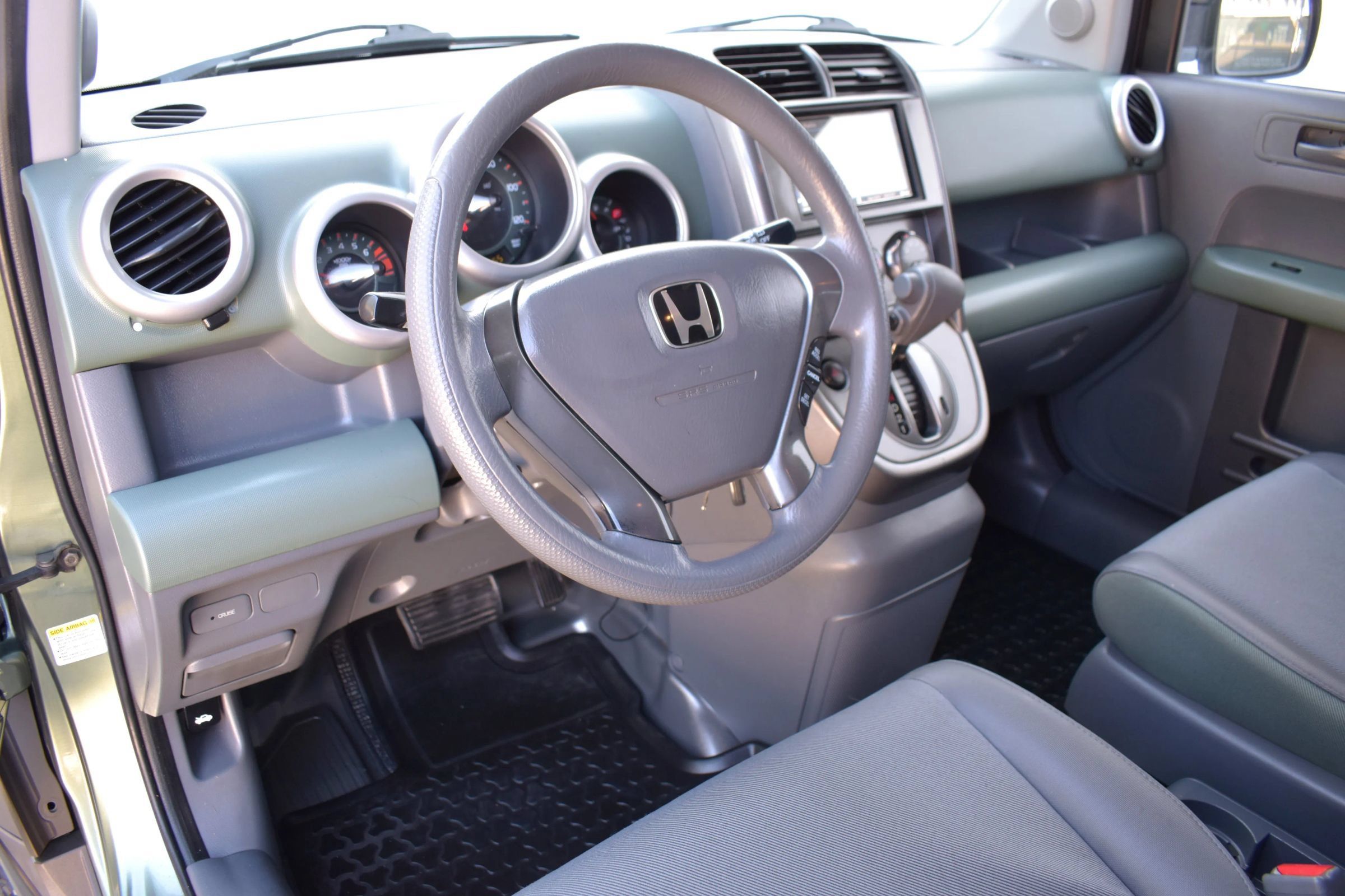 Used 2005 Honda Element EX image 3