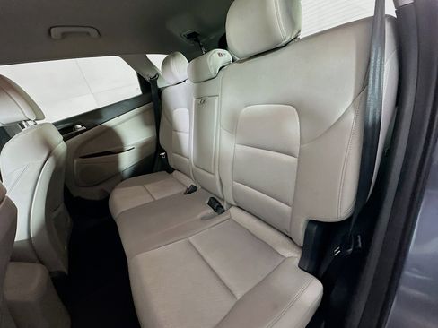 Used 2018 Hyundai Tucson SE image 25