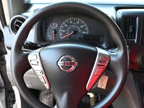 Used 2020 Nissan NV200 SV w/ Back Door Glass Package image 16