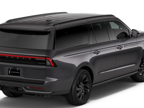 New 2026 Lincoln Navigator L Reserve AWD/4WD image 11