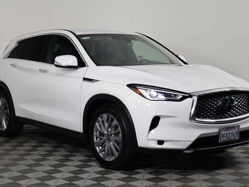 Used 2023 INFINITI QX50 Pure image 3