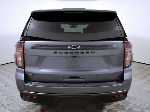 Used 2021 Chevrolet Suburban Z71 w/ Rear Media and Nav Package AWD/4WD image 8