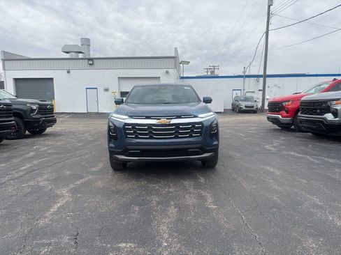 New 2026 Chevrolet Equinox LT w/ Convenience Package II image 2