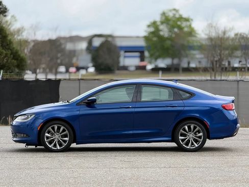 Used 2015 Chrysler 200 S w/ Navigation & Sound Group I image 8