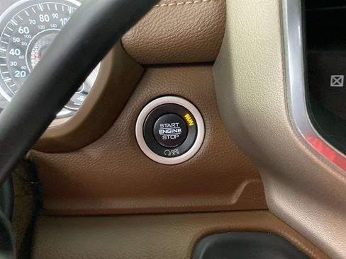 Used 2020 RAM 2500 Laramie AWD/4WD image 20