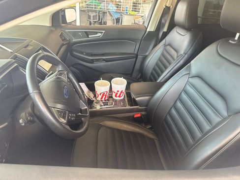 Used 2020 Ford Edge SEL w/ Convenience Package FWD image 5