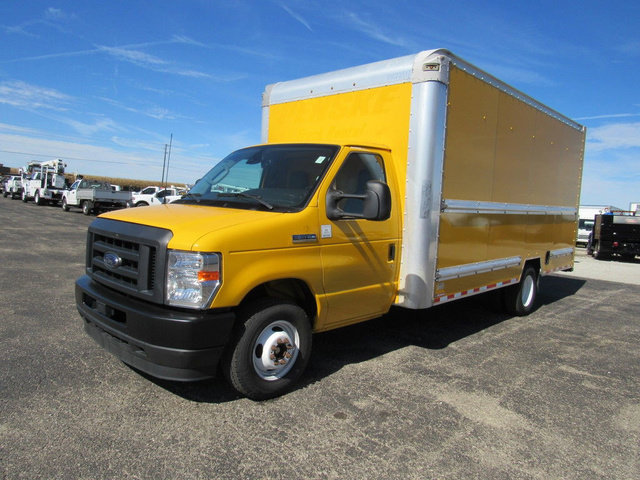 Used 2022 Ford E-350 and Econoline 350 Super Duty RWD image 7