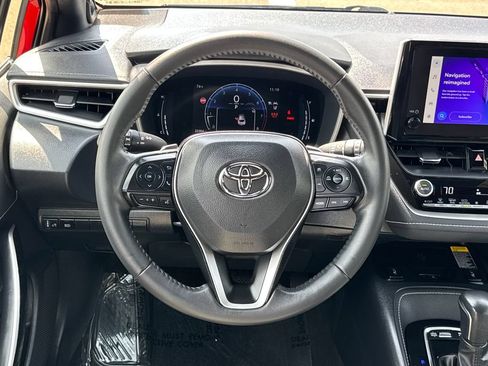 Used 2025 Toyota Corolla XSE FWD image 13