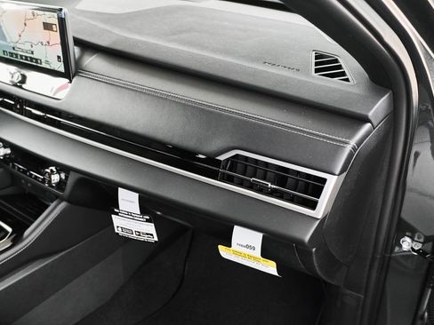 New 2026 Mitsubishi Outlander LE FWD image 39