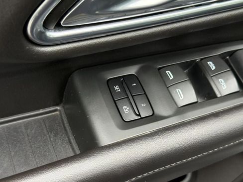 Used 2021 Chevrolet Tahoe LT AWD/4WD image 18